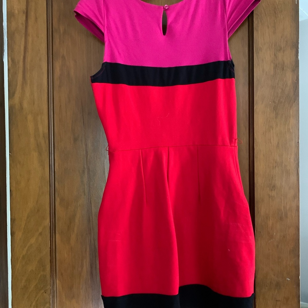 Sz 7 bright mini dress. Adorable!